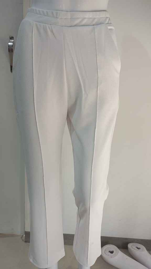 DA0207 WHITE