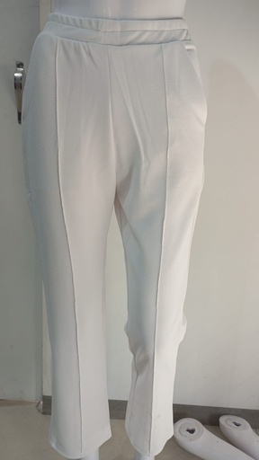 DA0207 WHITE